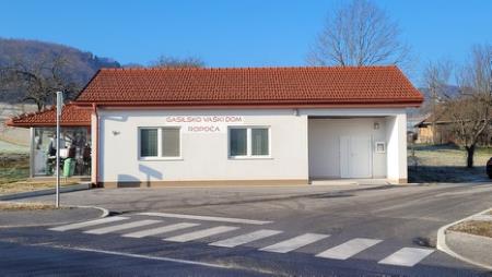 Gasilsko vaški dom Ropoča