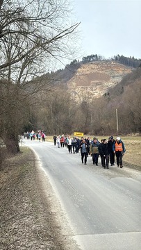 35a6044e-62af-459d-9853-d42c4f945063